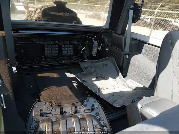 1C4HJXCG1KW581624 2019 JEEP WRANGLER - Image 8