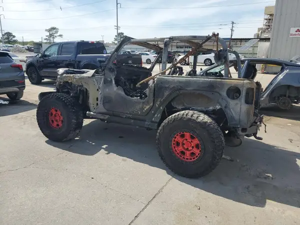 1C4HJXCG2MW807639 2021 JEEP WRANGLER - Image 2
