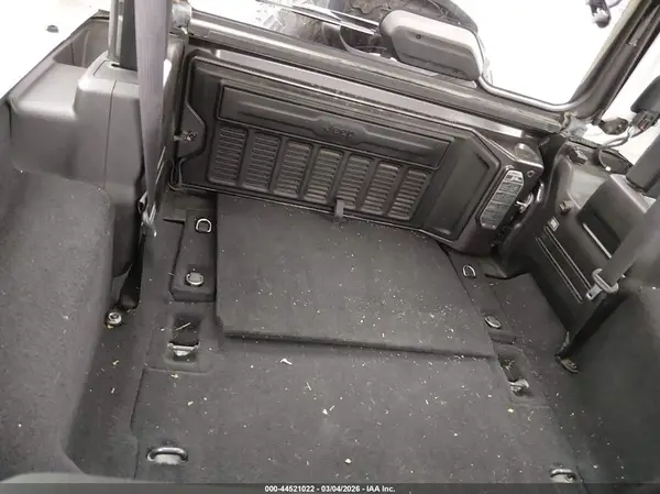 1C4HJXCG6JW142742 2018 JEEP WRANGLER - Image 8