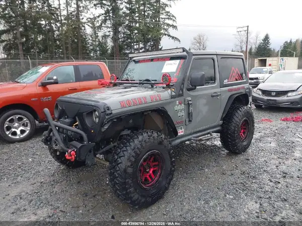 1C4HJXCN2JW236292 2018 JEEP WRANGLER - Image 2