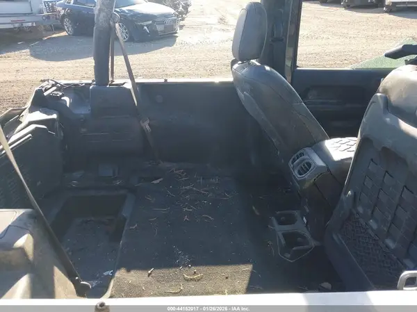 1C4HJXCN9JW301803 2018 JEEP WRANGLER - Image 8