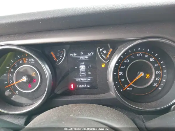 2019 JEEP WRANGLER auction photo 7