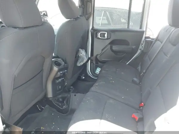 1C4HJXDG0PW582947 2023 JEEP WRANGLER - Image 8