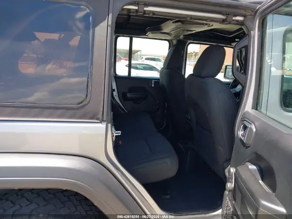 1C4HJXDG1JW152433 2018 JEEP WRANGLER - Image 8