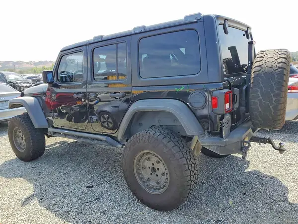 1C4HJXDG1JW190860 2018 JEEP WRANGLER - Image 2