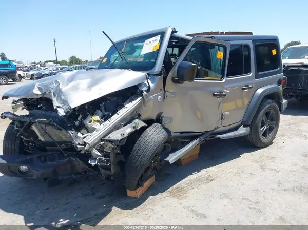 1C4HJXDG1KW632215 2019 JEEP WRANGLER - Image 2
