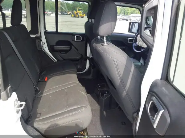 1C4HJXDG2JW127282 2018 JEEP WRANGLER - Image 8