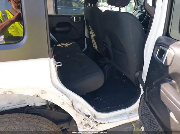 1C4HJXDG2MW540369 2021 JEEP WRANGLER - Image 8