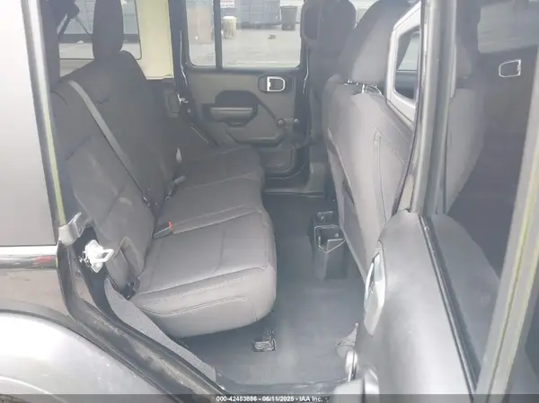 1C4HJXDG2PW622753 2023 JEEP WRANGLER - Image 8