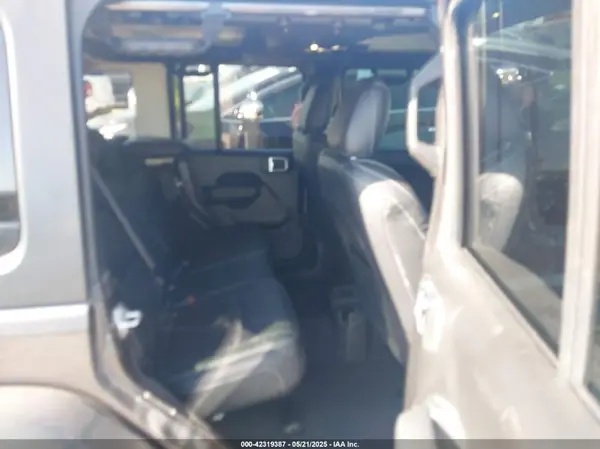1C4HJXDG3MW801301 2021 JEEP WRANGLER - Image 8