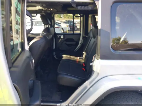 1C4HJXDG3PW577807 2023 JEEP WRANGLER - Image 8