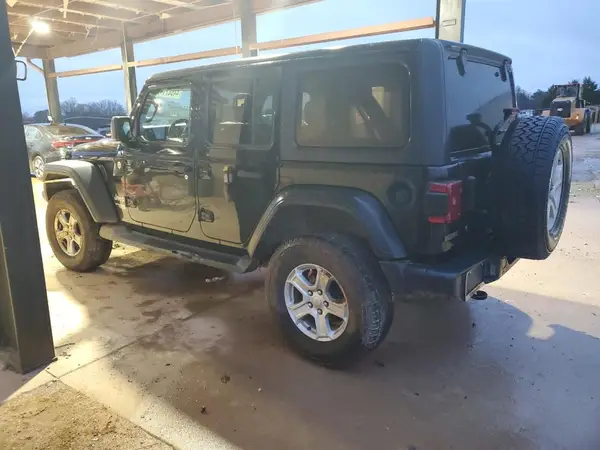 1C4HJXDG4JW115912 2018 JEEP WRANGLER - Image 2