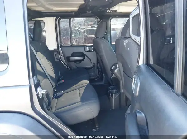1C4HJXDG4JW132547 2018 JEEP WRANGLER - Image 8