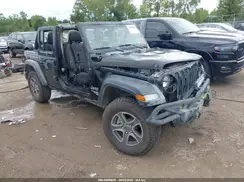 1C4HJXDG4JW257869 2018 JEEP WRANGLER