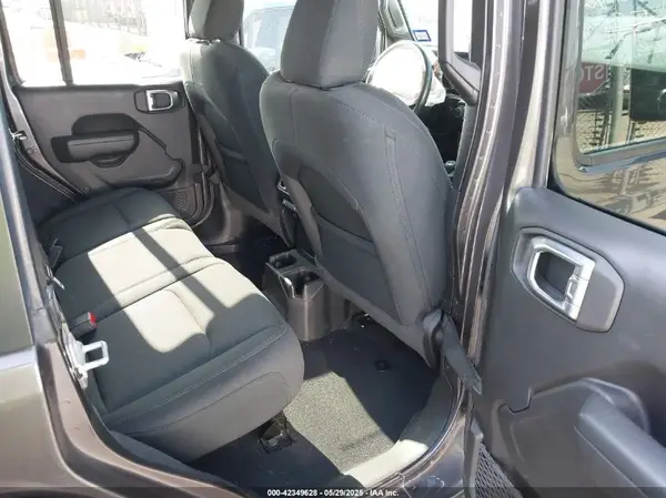 1C4HJXDG5NW105931 2022 JEEP WRANGLER - Image 8