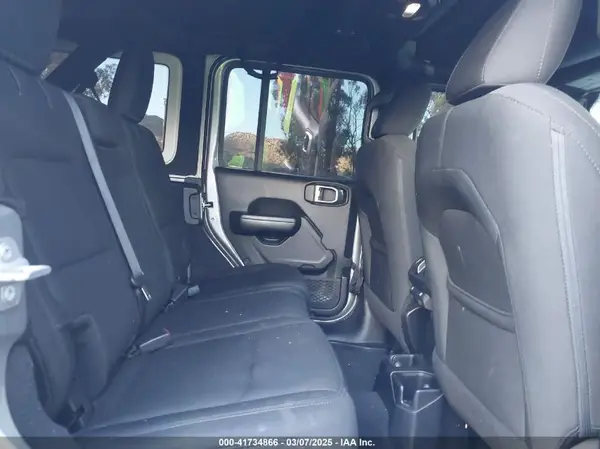 1C4HJXDG7JW253508 2018 JEEP WRANGLER - Image 8
