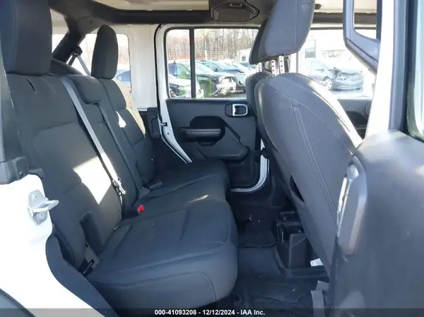 1C4HJXDG7JW278117 2018 JEEP WRANGLER - Image 8
