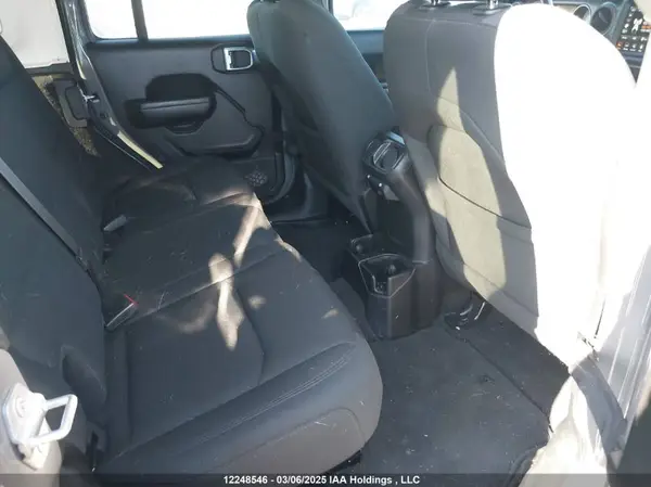 1C4HJXDG7MW581628 2021 JEEP WRANGLER - Image 8