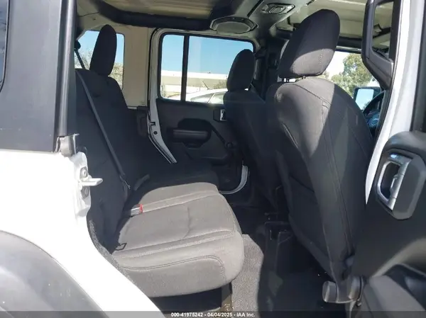1C4HJXDG7NW144634 2022 JEEP WRANGLER - Image 8