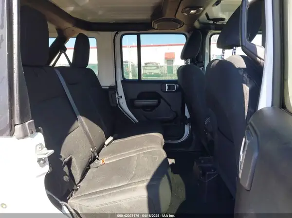 1C4HJXDG8JW117341 2018 JEEP WRANGLER - Image 8