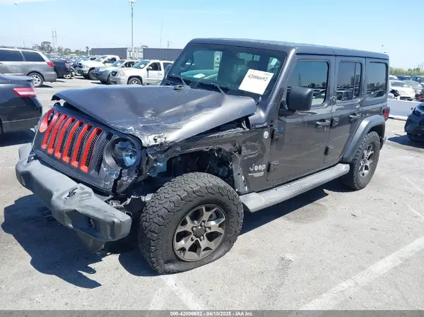 1C4HJXDG8LW338702 2020 JEEP WRANGLER - Image 2