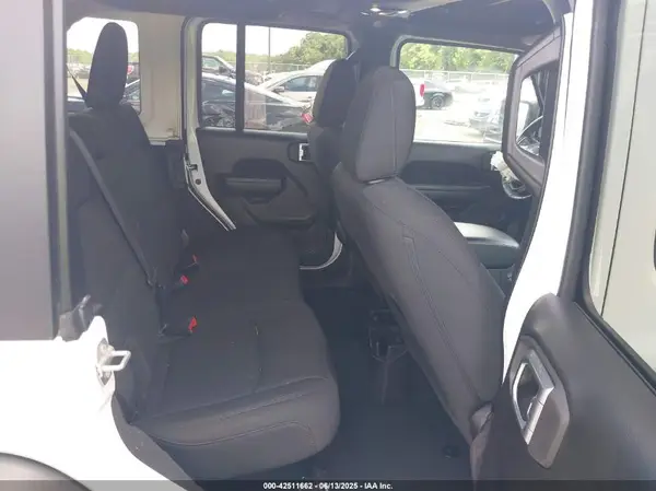 1C4HJXDG8NW134825 2022 JEEP WRANGLER - Image 8