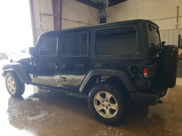 1C4HJXDG9JW108261 2018 JEEP WRANGLER - Image 2
