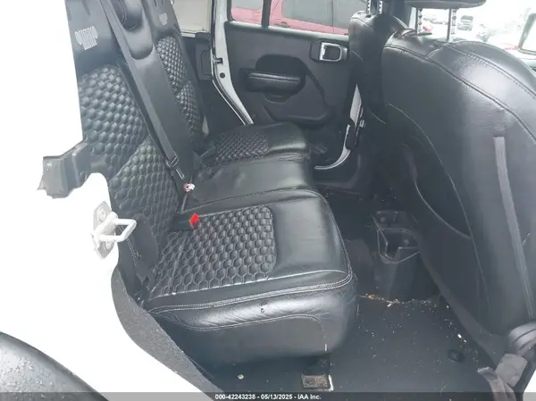 1C4HJXDG9MW582361 2021 JEEP WRANGLER - Image 8