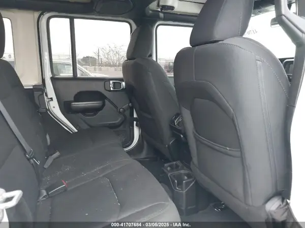1C4HJXDN0JW265823 2018 JEEP WRANGLER - Image 8