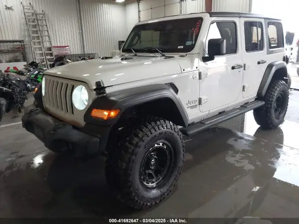 1C4HJXDN0LW173694 2020 JEEP WRANGLER - Image 2