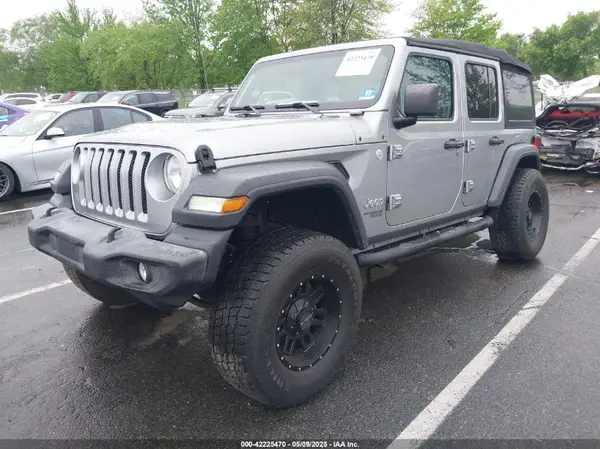 1C4HJXDN1JW145240 2018 JEEP WRANGLER - Image 2