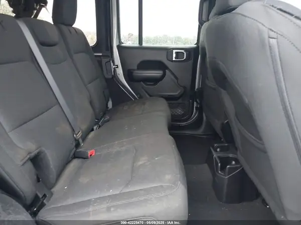 1C4HJXDN1JW145240 2018 JEEP WRANGLER - Image 8