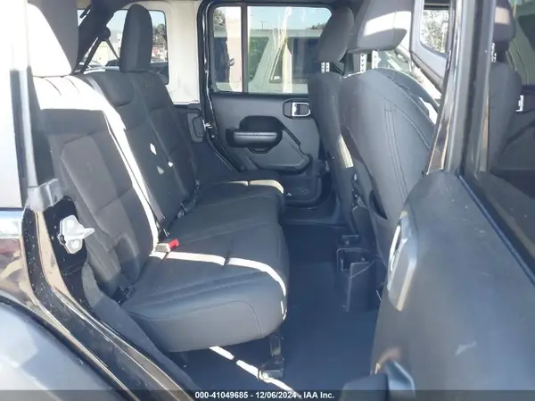 1C4HJXDN2JW145358 2018 JEEP WRANGLER - Image 8