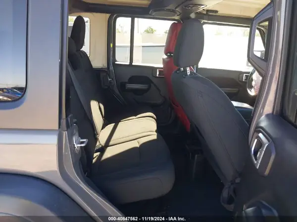 1C4HJXDN2KW649734 2019 JEEP WRANGLER - Image 8