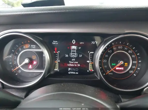 2021 JEEP WRANGLER auction photo 7