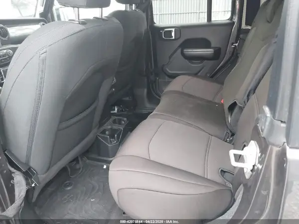 1C4HJXDN5MW683251 2021 JEEP WRANGLER - Image 8