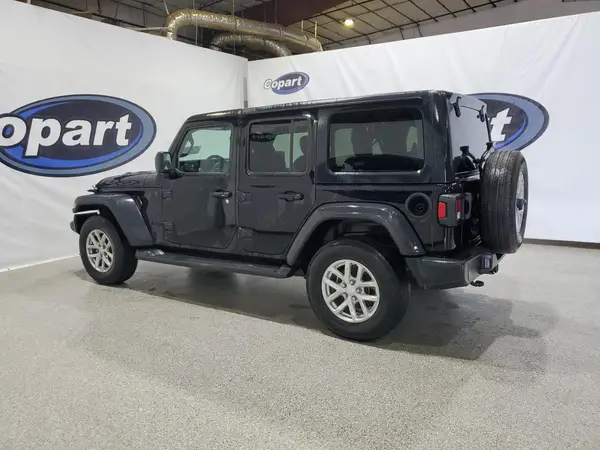 1C4HJXDN5PW697932 2023 JEEP WRANGLER - Image 2