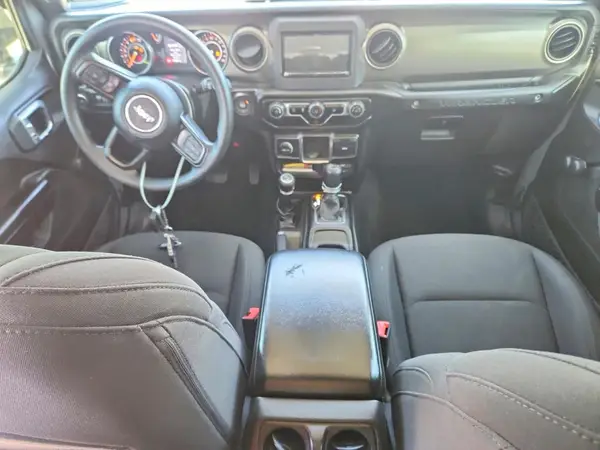 1C4HJXDN6JW223267 2018 JEEP WRANGLER - Image 8