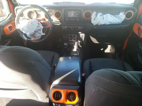 1C4HJXDN6JW278818 2018 JEEP WRANGLER - Image 8