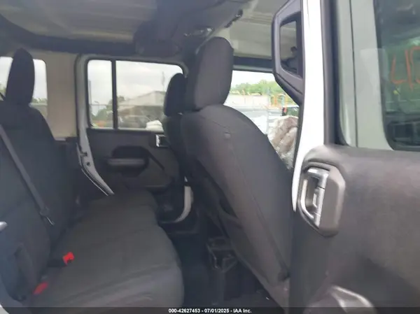 1C4HJXDN6MW525324 2021 JEEP WRANGLER - Image 8