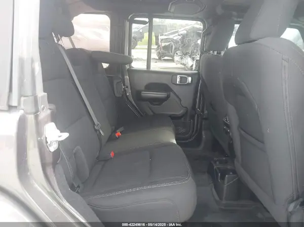 1C4HJXDN6MW549686 2021 JEEP WRANGLER - Image 8