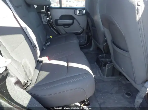 1C4HJXDN6PW617814 2023 JEEP WRANGLER - Image 8