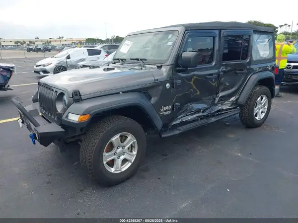 1C4HJXDN7JW198170 2018 JEEP WRANGLER - Image 2