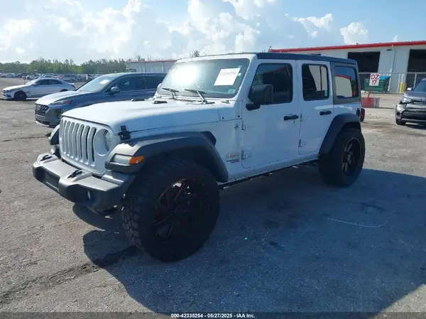 1C4HJXDN7MW647934 2021 JEEP WRANGLER - Image 2