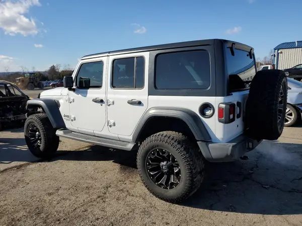 1C4HJXDN9JW203594 2018 JEEP WRANGLER - Image 2