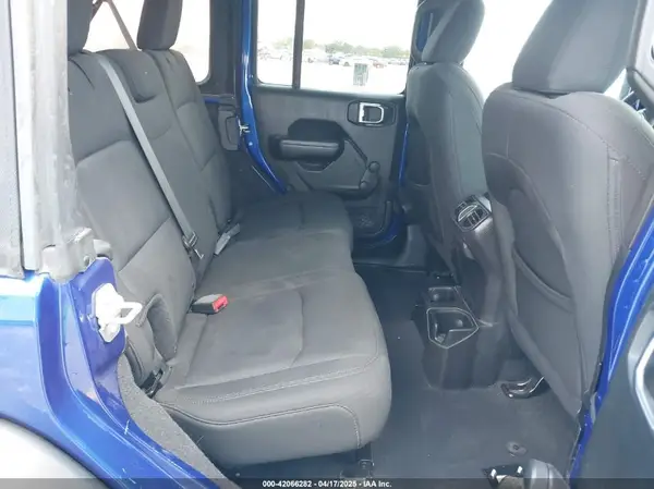 1C4HJXDNXJW289319 2018 JEEP WRANGLER - Image 8