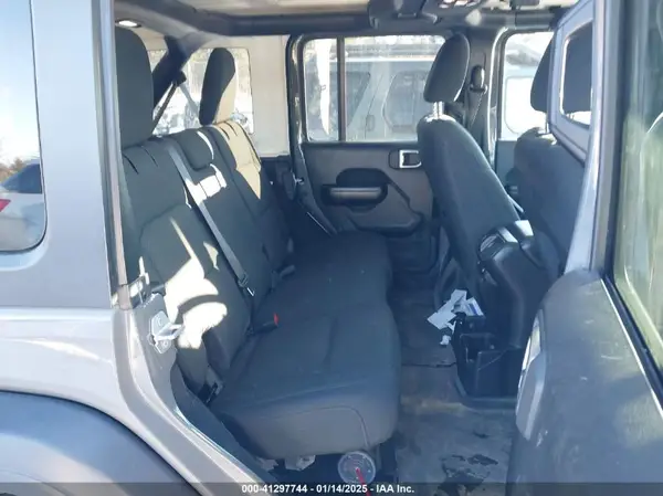 1C4HJXDNXLW268585 2020 JEEP WRANGLER - Image 8