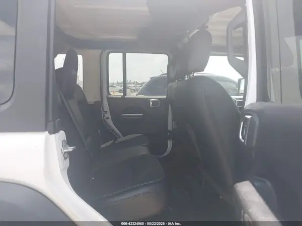 1C4HJXDNXMW623210 2021 JEEP WRANGLER - Image 8