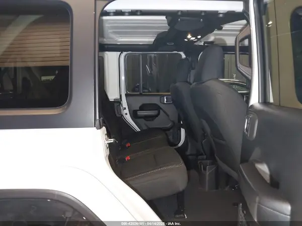 1C4HJXDNXMW681267 2021 JEEP WRANGLER - Image 8