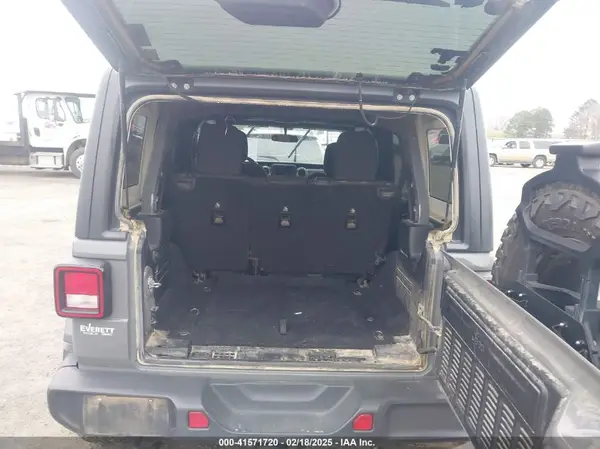 1C4HJXEG0KW518169 2019 JEEP WRANGLER - Image 8